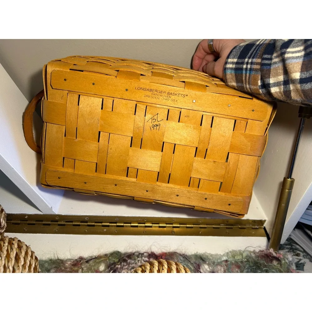 Longaberger serving Basket with Leather handles